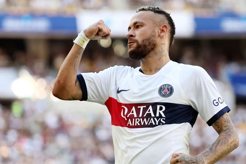 top-10-cau-thu-bong-da-giau-nhat-the-gioi-neymar